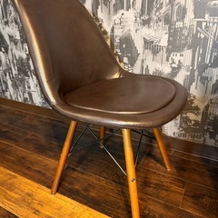 ダイニングチェア　イームズシェルチェア　リプロダクトの画像