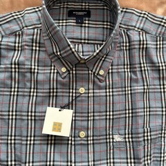 半袖シャツ バーバリーノバチェック半袖シャツ メンズ 表記サイズL 肩幅 約47センチ 袖丈　約25センチ 身幅　約58センチ 着丈　約79センチ  未使用品 製品タグ付き  ボタンダウン  ブルー系 青色系 の画像