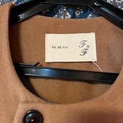 FIL DE FER コートの画像