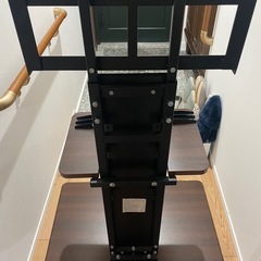 【急募】壁寄せテレビスタンド+専用棚セット（高さ調整可能）の画像