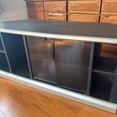 テレビ台の画像