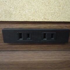 2口コンセント付き パソコンデスク 幅100㎝ ミドルブラウン コルクパネル PCデスク フリーデスク 机 西岡店の画像