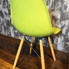 ダイニングチェア　イームズ　シェルチェア　リプロダクトの画像
