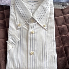 【新品】半袖シャツ３枚の画像