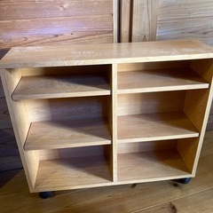 単行本、文庫本、コミックス収納に便利＊本棚キャスター付き◆臼杵市内引き取り希望の画像