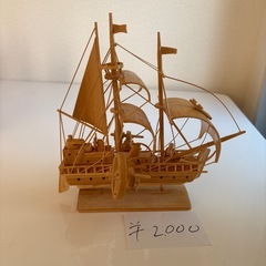 竹製帆船の画像