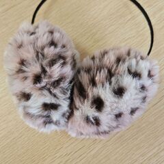 ふわふわ レオパード柄 イヤーマフ 耳あて 防寒ファー レディース 冬 小物 もこもこの画像