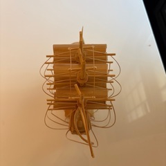 竹製帆船の画像