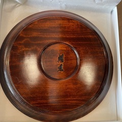 漆器（丸盆）新品箱付きの画像
