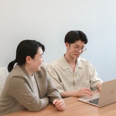 【20代〜30代活躍中！！】Webクリエイター*未経験OK*年休125日～*Web研修完備の画像