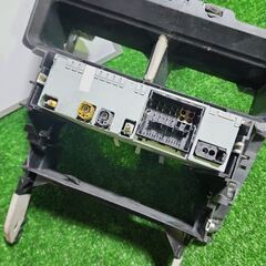 アウディ Audi A5 ナビユニットの画像