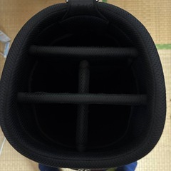 スリクソン　　　キャディバッグ 
の画像