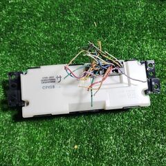 日産 NISSAN エクストレイル NT31 エアコンコントロールパネル エアコンコントロールスイッチ ハザードスイッチの画像