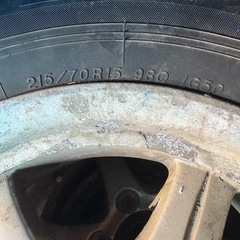 ハイエース　スタッドレス　アルミ付きの画像