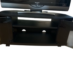 テレビ、テレビ台、2点セットの画像