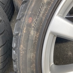 タイヤ&ホイールセットの画像