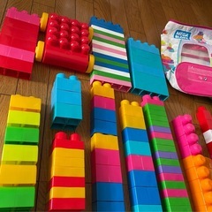 MEGA BLOKS 　大量セット 全135コセット の画像