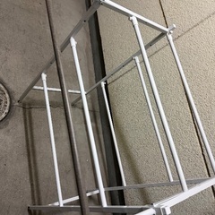 木曜日スチールラック物干し2個の画像