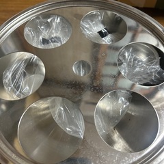 蒸し器、鍋？の画像