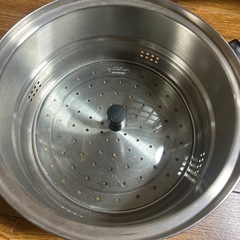 蒸し器、鍋？の画像