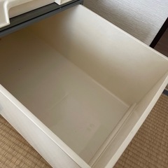 押し入れ収納ケースの画像