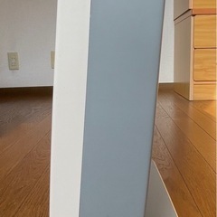 電気ストーブTEKNOS ES-K710(W) 　　の画像