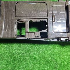 トヨタ TOYOTA マークX GRX130 センターコンソール アームレスト 肘掛けの画像