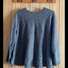 studio clipトップスの画像