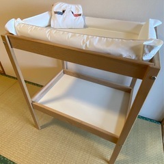 オムツ台の画像