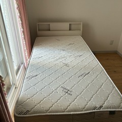 美品　収納付きシングルベッド　女性オーナー　　の画像