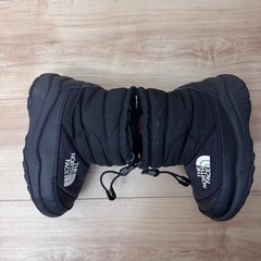 ノースフェイスブーツの画像