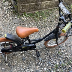 16インチの自転車の画像