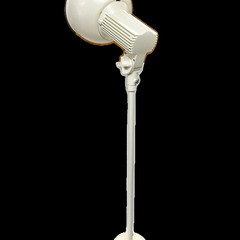 壁直付型LED・HIDライトアップ照明器具　中角タイプ　防雨型　アーム付タイプ　YA52596W 未使用品の画像