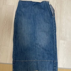 デニムスカートの画像