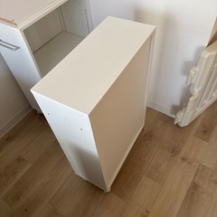 クローゼット収納ブックワゴンの画像