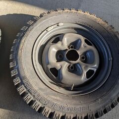 無料　ただ　あげます　スタッドレス　タイヤ　アルミ　ホイール　鉄　アルミ　２個セット　の画像