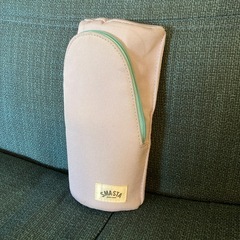 ラベンダーカラーのペンケース　ペン立て　の画像