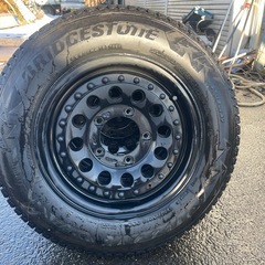 ジムニー　アルミホイールブリヂストン　DM-V2 スタッドレスタイヤ4本セット　175/80R15の画像