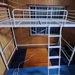 取引中【ニトリ】ロフトベッド　ホワイト　配送可能の画像