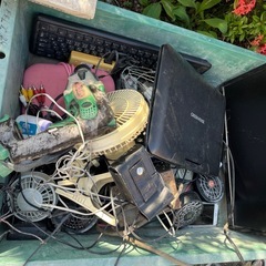 投降機決まりました、DVDプレーヤー、モニターの画像