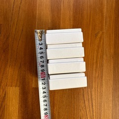 白い空箱4個
の画像