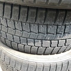スノータイヤ　ダンロップ 　245/40R18  93Q の画像