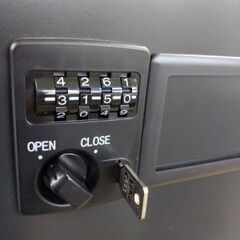 8人用ロッカー　暗証番号設定式の画像