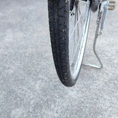 歳末処分！激安中古車！工場の移動などお使い頂けます。27インチステンレスハンドル自転車の画像