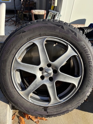 ブリザック　DM-V2 225/60R70 + rial アルミホイール　4本セット