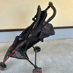 コンビF2ベビーカーの画像