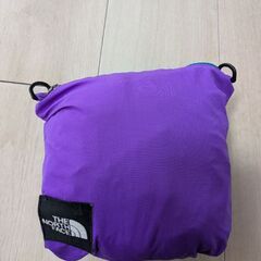 ノースフェイス　ポケッタブルジャケットの画像