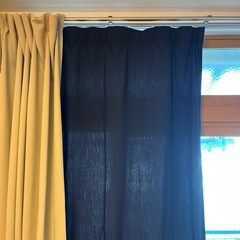 カーテンの画像