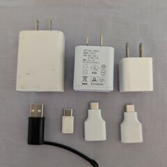 アダプタ、コネクタ、USBケーブル各種の画像