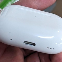 AirPods Pro 第2世代　充電ケース　エアーポッズプロ　Apple純正品の画像